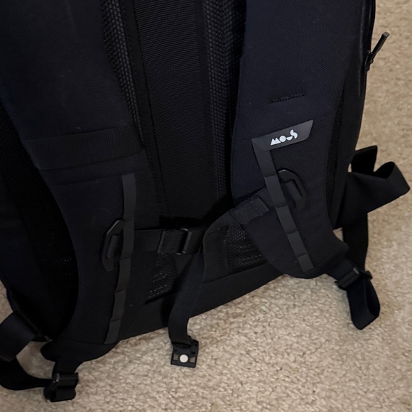 Mous Extreme Commuter Backpack with Lid - Black - 25l - Picture 13 of 13